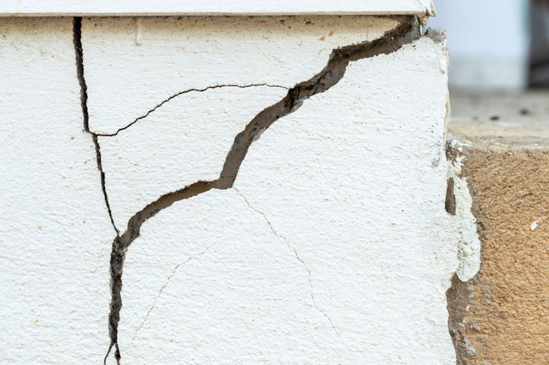 Foundation Crack Repair in Auburndale, FL